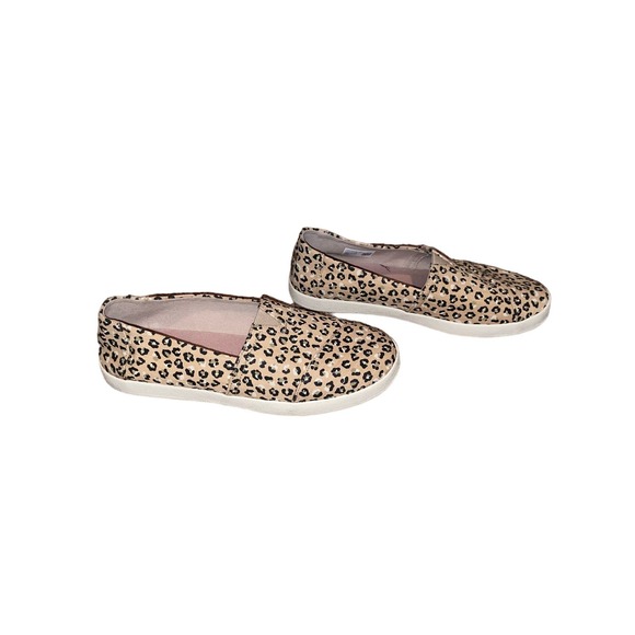TOMS Avalon Leopard-Cheetah Slip On Sneakers - Size 8. - Picture 2 of 6